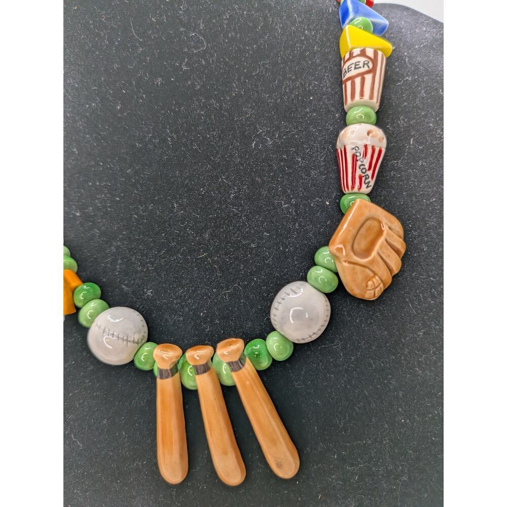 Vintage Flying Colors Ceramic Baseball Theme Necklace 19.5" Excellent Condition - Picture 2 of 7